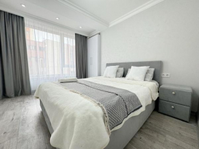 Bella White Apartment